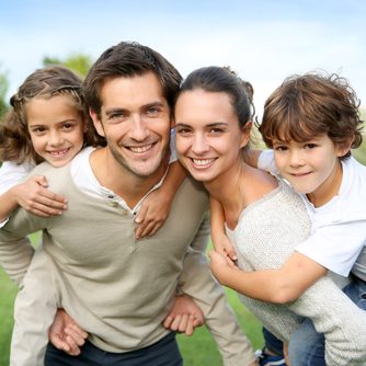 happy-family-of-four happy-family-of-four